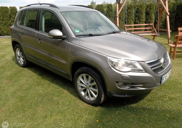 Volkswagen Tiguan cena 28300 przebieg: 275000, rok produkcji 2008 z Ostrów Wielkopolski małe 154